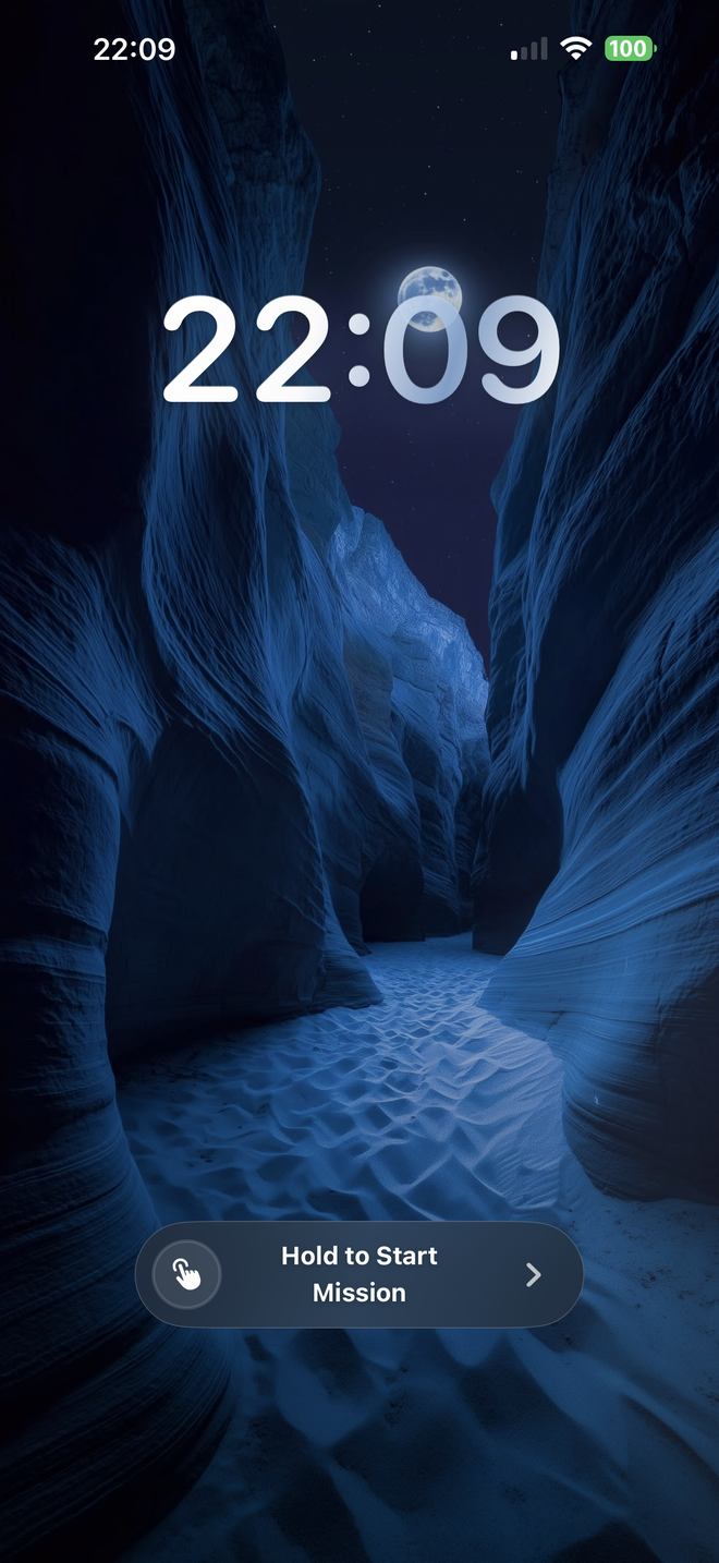Ringly blue canyon wake mission screen with a hold-to-start control.